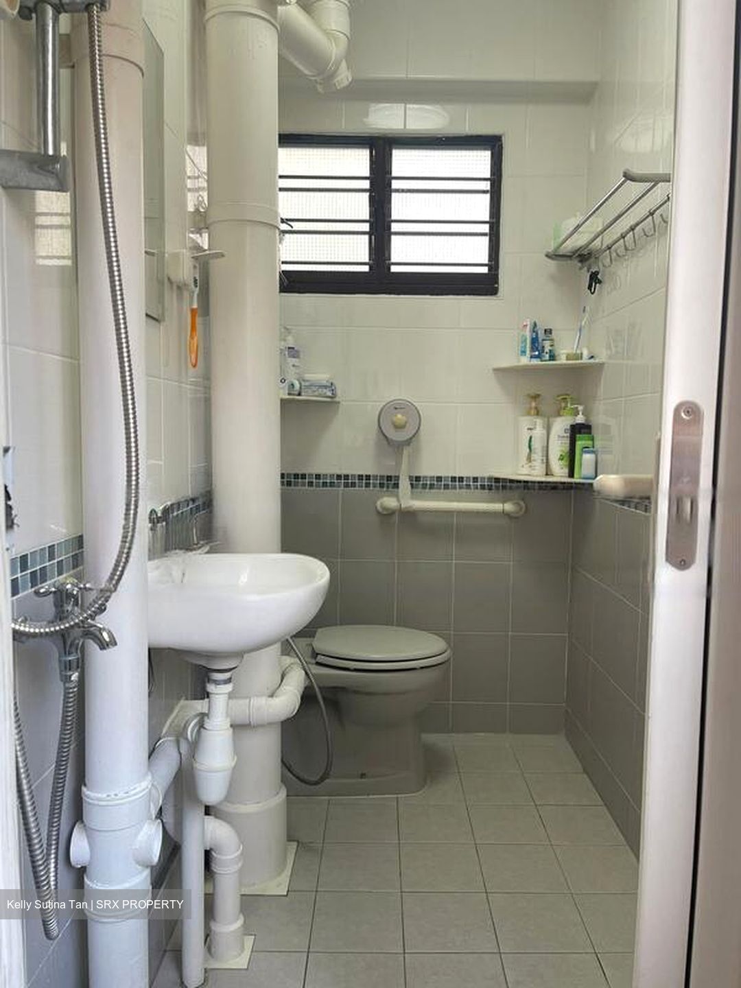 Blk 205C Compassvale Place (Sengkang), HDB 5 Rooms #496582251